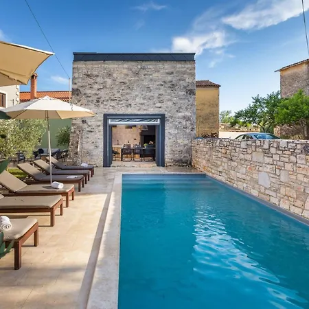 Villa Vira Rajki